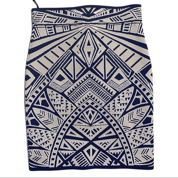 BCBGMaxAzria Dresses & Skirts - 🔥BCBG skirt ONLY🔥 navy/ gray sz medium / find matching top @bspeas115